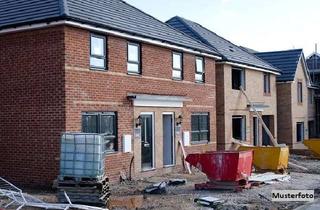 Haus kaufen in Langenbergstraße xx, 32108 Bad Salzuflen, Heimwerker aufgepasst! Freistehender Doppelhaus-Rohbau