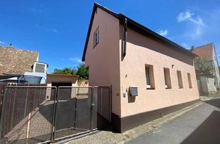 Haus mieten in Sackgasse, 67596 Dittelsheim-Heßloch, Einfamilienhaus 3ZKB mit Hof, Garage/Nebengebäude, Dachterrasse