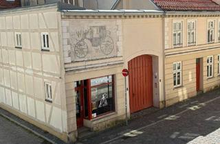 Gewerbeimmobilie kaufen in 18439 Altstadt, Historische Gewerbeimmobilie im Herzen der Stralsunder Altstadt