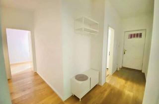 Wohnung kaufen in Oderstraße 16, 10247 Friedrichshain, Altbau mit Balkon in ruhiger Seitenstraße in Friedrichshain - vermietet mit Perspektive