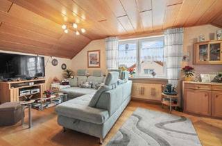 Wohnung kaufen in 88400 Biberach, Gemütliche 3-Zimmer-Dachgeschosswohnung mit Carport – clever geschnittenes Raumwunder!