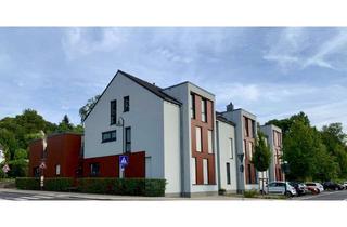 Wohnung kaufen in Rotdornallee 32, 51503 Rösrath, Wohnung im Dachgeschoss mit Loggia und Blick ins Grüne