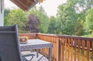 Wohnung kaufen in 83064 Raubling, Lichtdurchflutete 2-Zimmer-Wohnung mit zwei Balkonen und Blick ins Grüne