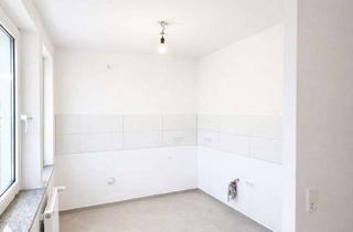 Wohnung mieten in Lindenallee 46, 42899 Lüttringhausen, Teilmodernisierte 2-Zimmer-Wohnung mit eigenem Gartenbereich in Remscheid-Lüttringhausen