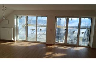 Wohnung mieten in Limesstraße 82, 73434 Aalen, Kernsanierte 4-Zimmer-Dachgeschosswohnung mit Balkon und herrlichem Weitblick in Aalen-Oberrombach