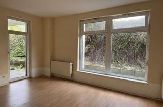 Wohnung mieten in 38855 Wernigerode, Helle und ruhige 4-Zimmer-Souterrain-Wohnung mit Terrasse in WR-Stadtfeld