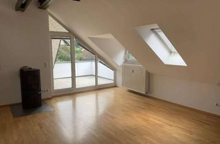 Wohnung mieten in Heideweg 25, 92318 Neumarkt, Attraktive 3,5-Zimmer DG-Maisonette-Wohnung mit Balkon von privat zu vermieten