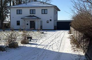 Einfamilienhaus kaufen in Jahnstraße, 82278 Althegnenberg, Einfamilienhaus in Althegnenberg mit freiem Blick und Doppelgarage