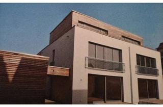 Doppelhaushälfte kaufen in 64347 Griesheim, Ansprechende und neuwertige 7-Zimmer-Doppelhaushälfte mit luxuriöser Innenausstattung in Griesheim