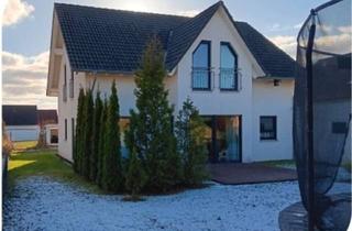 Haus mieten in Lärchenweg, 55425 Waldalgesheim, Modernes Einfamilienhaus (157 m²) mit großem Garten, Einbauküche & Ankleide – Energieklasse A