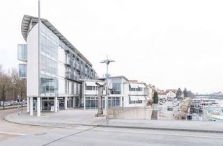 Geschäftslokal mieten in Wöhrdstraße 12, 93059 Innenstadt, Geschäftsfläche mit großer Glasfront direkt an der Westspitze vom Haus an der Eisernen Brücke