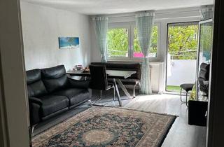 Wohnung kaufen in 79108 Freiburg, Freiburg im Breisgau - Renoviert 3-Zimmer-Wohnung mit Balkon, Aufzug, Keller