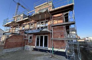 Wohnung kaufen in 86405 Meitingen, DG-Wohnung noch verfügbar! Neubau Wohnanlage!Provisionsfrei für Kaufende!