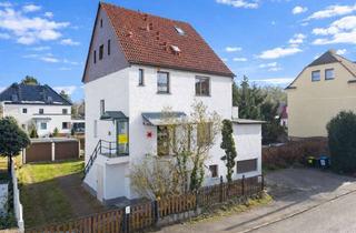 Wohnung kaufen in Birkenweg 29, 06120 Halle, Seltene Gelegenheit in Dölau – Eigentumswohnung im Zweifamilienhaus mit eigenem Garten, Pool und Gar