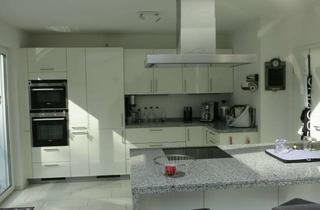 Wohnung mieten in Volckamerstraße 28, 91126 Wolkersdorf, Sehr schöne, helle, neuwertige 4,5 Zimmer Maisonette-Wohnung in Schwabach-Wolkersdorf