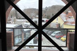 Wohnung mieten in Zur Ziegelei, 24598 Boostedt, Zwei-Zimmer Wohnung mit hohen Decken und Balkon zu vermieten