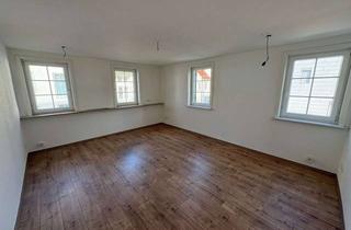 Wohnung mieten in 70825 Korntal-Münchingen, Renovierte Altbauwohnung zu vermieten!