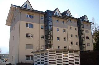 Wohnung mieten in Lochhofstraße 15, 78120 Furtwangen, 2,5 Zimmer Wohnung mit Balkon und Aufzug in Furtwangen