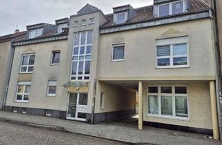 Wohnung mieten in 15938 Golßen, kleine 2- RWE für Alleinstehende im Seitentrakt eines Mehrfamilienhauses unweit vom Golßener Markt