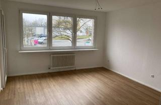 Wohnung mieten in Am Richtsberg 11, 35039 Marburg, 2,5-Zimmer-Wohnung mit neuem Fußboden und tapezierten Wänden