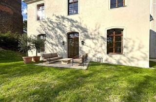 Wohnung mieten in Neu Pouch, 06774 Pouch, Wohnen im Schloss – Eleganz auf 124 m², 3 Zimmern und Terrasse direkt am Goitzsche-See nahe Leipzig