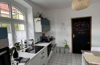 Wohnung mieten in Erlbacher Straße 47, 08258 Markneukirchen, Vollmöblierte 2-Zimmer-Wohnung mit LAMINAT, großer Küche und schönem Badezimmer zu vermieten!