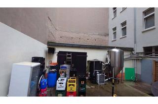 Garagen kaufen in Petersburger Straße 39, 10249 Friedrichshain, pragmatische Garageneinheit in Friedrichshain