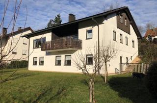 Haus kaufen in 90513 Zirndorf, Zweifamilienhaus in Waldrandlage in Bronnamberg