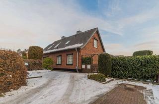 Doppelhaushälfte kaufen in 22880 Wedel, Eigenheim mit Mieteinnahmen in Wedel: Vordere Doppelhaushälfte selbst bewohnen & den Anbau vermieten