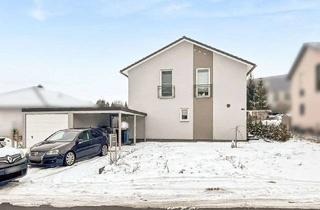 Haus kaufen in 06682 Teuchern, Repräsentatives Wohnhaus vereint Stil und Exklusivität in Teuchern