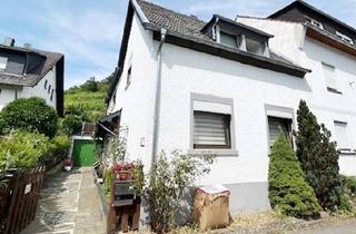 Doppelhaushälfte kaufen in 53508 Mayschoß, Sanierunsobjekt!! Doppelhaushälfte mit Einliegerwohnung in Mayschoß !!