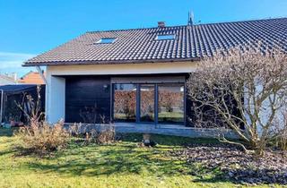 Einfamilienhaus kaufen in 84508 Burgkirchen, Wohnen nähe Burghausen: Einfamilienhaus mit schönem Gartengrundstück