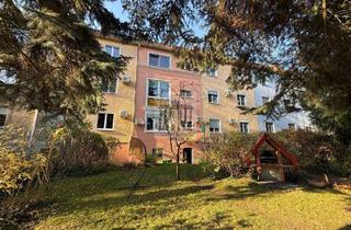 Anlageobjekt in 13407 Reinickendorf, Schäfersee, 2-Zimmer mit Loggia zum ruhigen Hof, Altbau, saniert, Einbauküche, gute Lage