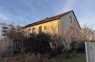 Gewerbeimmobilie kaufen in 76131 Oststadt, Entwicklungsstarkes Gewerbegrundstück mit Halle und Wohnhaus in TOP-Lage der Karlsruher-Oststadt