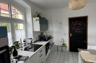 Wohnung mieten in Erlbacher Straße 47, 08258 Markneukirchen, Vollmöblierte 2-Zimmer-Wohnung mit LAMINAT, großer Küche und schönem Badezimmer zu vermieten!