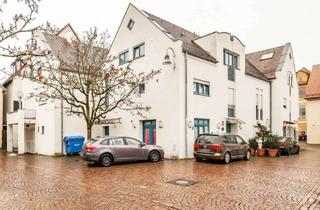 Wohnung kaufen in 88400 Biberach, Stilvolle Dachgeschosswohnung im Herzen von Biberach