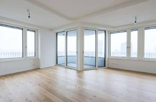 Wohnung kaufen in Mariane-Von-Rantzau-Straße, 10243 Friedrichshain, Elegantes City-Apartment über den Dächern Berlins | Provisionsfrei