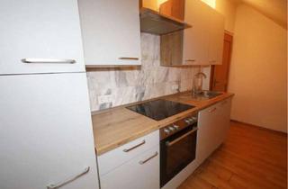 Wohnung mieten in 22415 Langenhorn, 2 - Zimmer- Dachgeschosswohnung mit neuer Einbauküche und großer Dachterasse