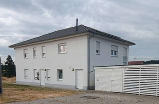 Wohnung mieten in Höhenweg, 73488 Ellenberg, Helle 4,5-Zimmer Dachgeschosswohnung mit Balkon in Ellenberg-Breitenbach mit Weitblick ins Grüne