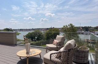 Wohnung kaufen in 24376 Kappeln, Wohnen in der ersten Reihe am Wasser: SchleiGlück! Ihr Ankerplatz an der Schlei