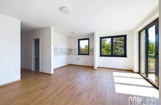 Wohnung kaufen in 13053 Berlin, Berlin - SCHÖN HAUSEN! 2-Zimmer-Wohnung mit herrlichem Blick ins Grüne