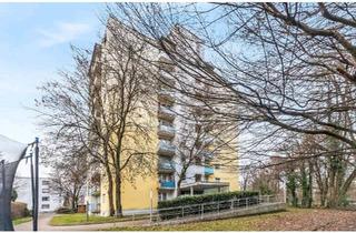Wohnung kaufen in 79115 Freiburg, Freiburg im Breisgau - Modernisierte 3,5 Zimmer Wohnung mit 2 Balkonen, Einbauküche