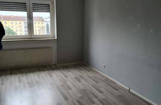 Wohnung kaufen in 97424 Schweinfurt, Schweinfurt - 3 Zi Etw Eigentumswohnung Bergl m Keller Balkon