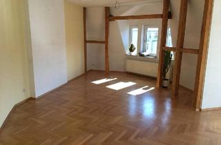 Wohnung kaufen in 39108 Magdeburg, Magdeburg - Geräumige 4-Zimmer Maisonette-Wohnung im 4. OG in Magdeburg-Stadt