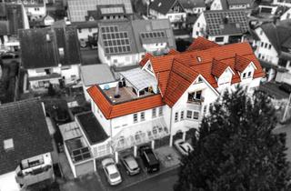 Wohnung kaufen in 75365 Calw, Exklusive Maisonettewohnung mit Aufzug und 50 m² großer Dachterrasse - Außenstellplatz inklusive -