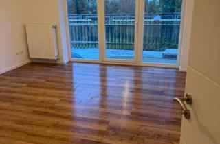 Wohnung kaufen in Hoisdorfer Landstrasse 25, 22927 Großhansdorf, Sehr schöne komplett renovierte 3-Zimmer Wohnung mit 74 m² in Großhansdorf