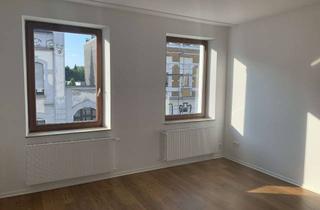 Wohnung mieten in Marktstr. 242, 47798 Stadtmitte, Helle Altbau-Wohnung in zentraler Lage in Krefeld