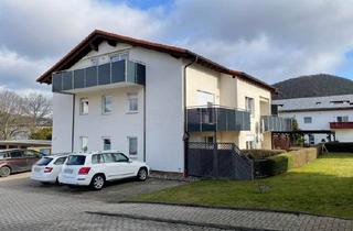 Wohnung mieten in Lerchenweg 4b, 34537 Bad Wildungen, Attraktive 2‑Zimmer‑Wohnung mit Balkon, Einbauküche und Stellplatz in gepflegtem Mehrfamilienhaus