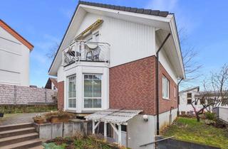 Einfamilienhaus kaufen in 63694 Limeshain, Gepflegtes Einfamilienhaus mit Carport in ruhiger Wohnlage von Limeshain-Himbach