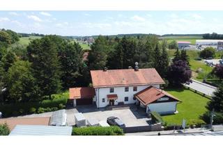 Haus kaufen in 84546 Egglkofen, Exklusives Landhaus mit Einliegerwohnung, Gewerbefläche und weitläufigem Grundstück